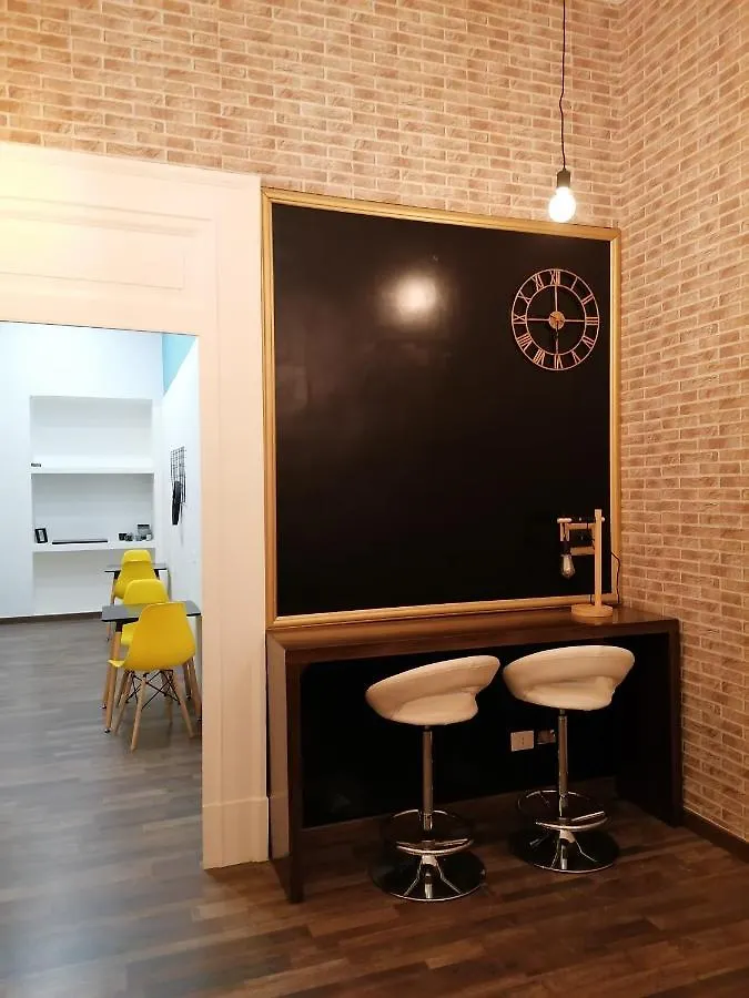 B&B Una Finestra Sul Duomo Naples Italy