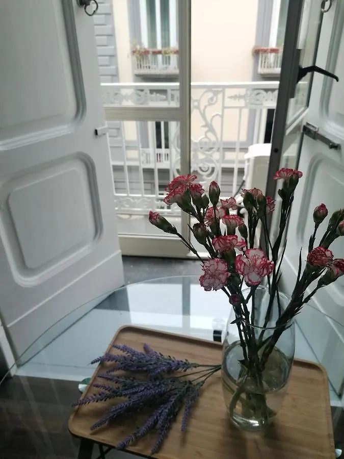 B&B Una Finestra Sul Duomo Naples Bed & Breakfast